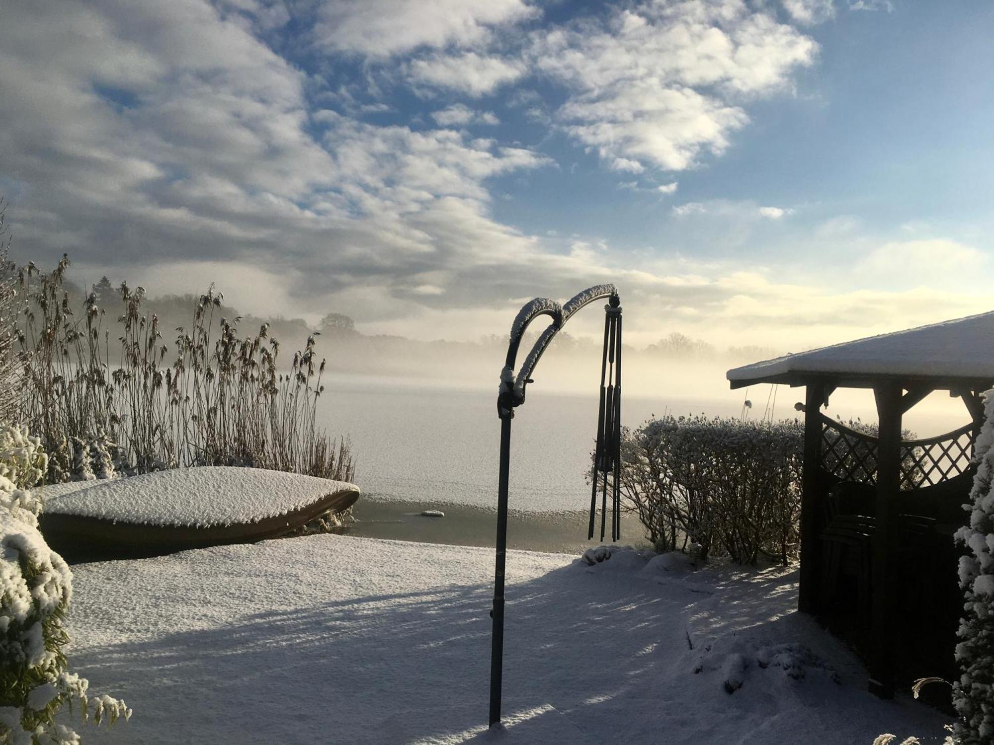 Ferienhaus Seeresidenz Am Muehlensee Godern Exteriör bild